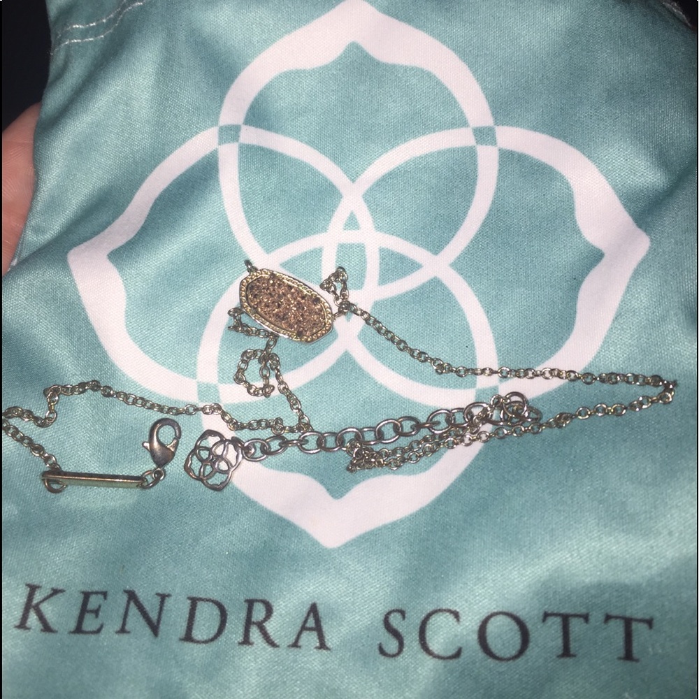 Kendra Scott Necklace